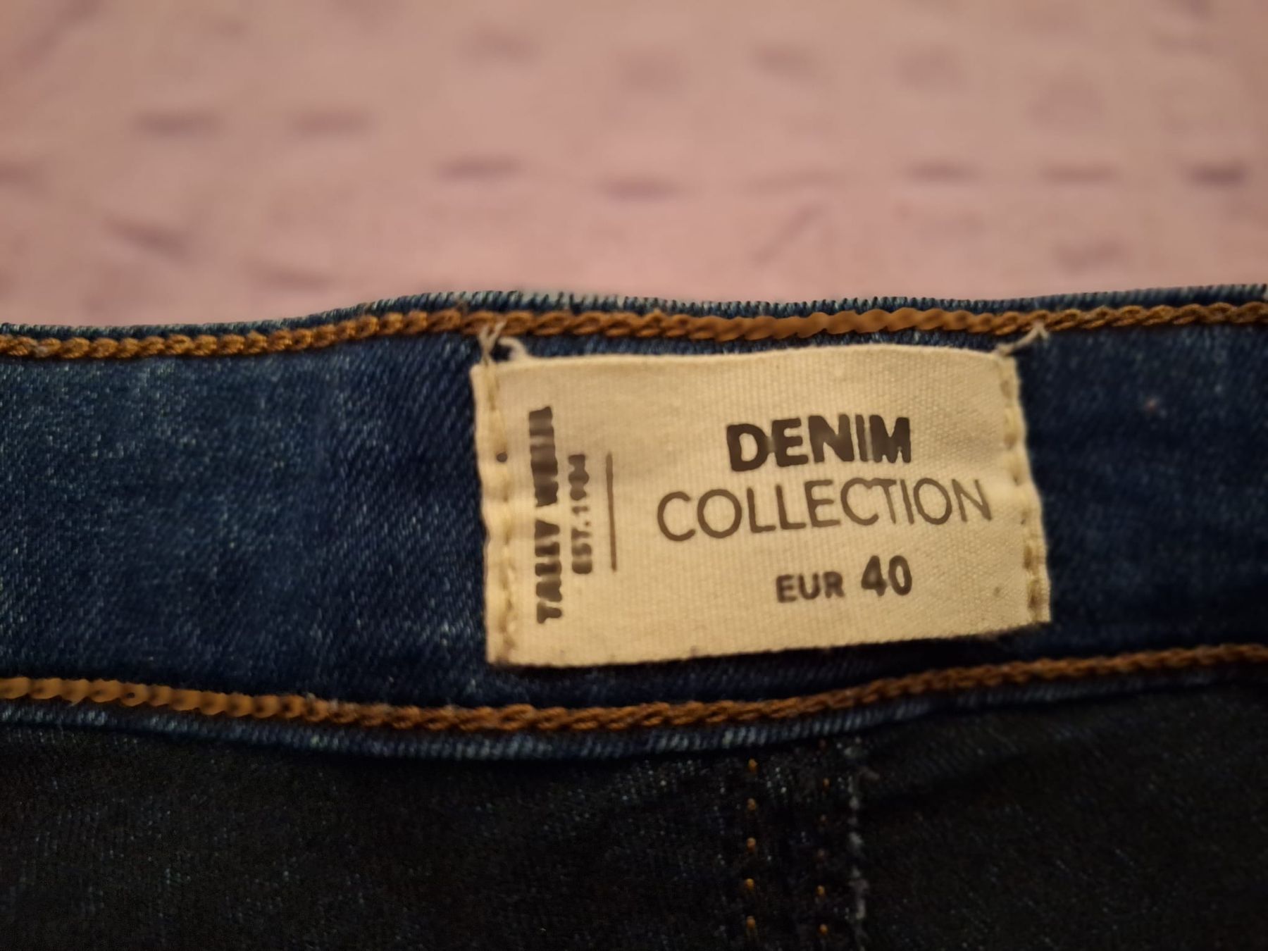 Tally Weijl Jeans: Tally Weijl Jeans Kurz – D'occasion à Ruswil par ben_y6gj 1