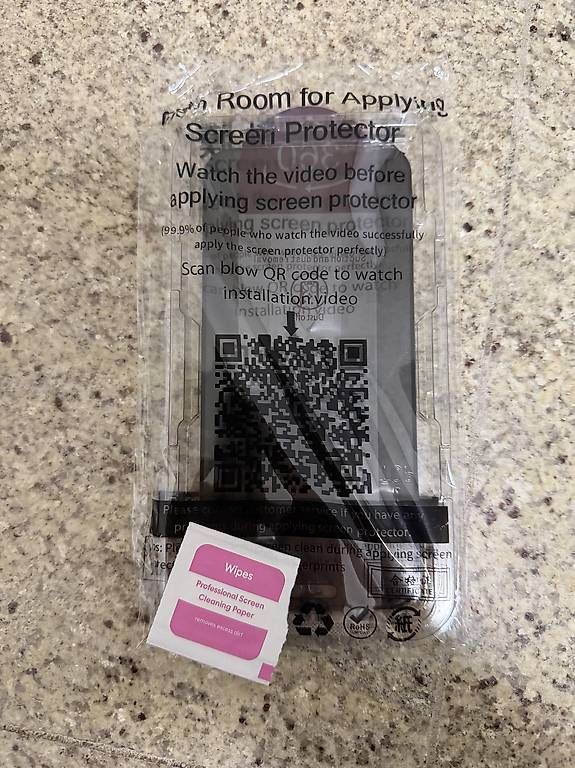 Covers & Schutzfolien: iPhone 17 Pro Max Displayschutz / Panzerglas  Neu & OVP – Gebraucht aus Zürich von meti1975 2