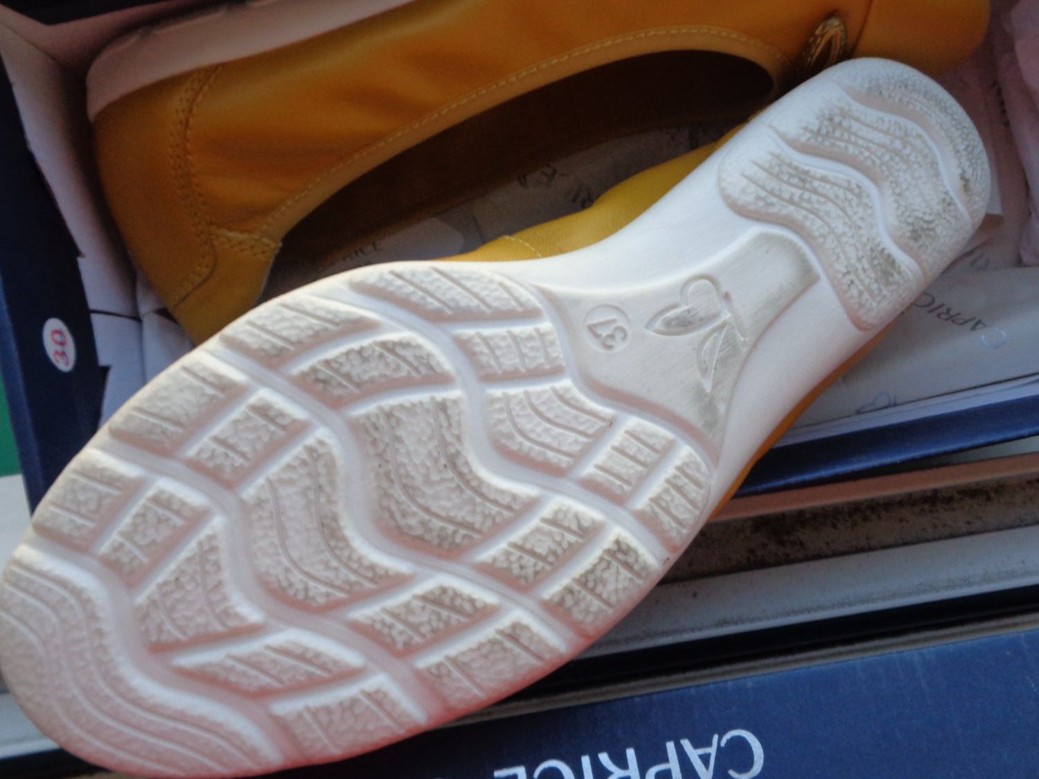 Scarpe da donna: Leder Ballerina Caprice, Damen, Gr.37 – Nuovo e nell'imballaggio originale da Tafers venduto da kor_jf9w 3