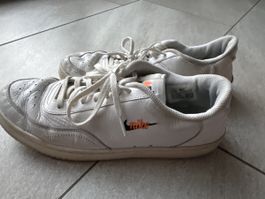 Nike Sneaker Gr. 42 weiss Turnschuhe Schuhe Frühling Sommer