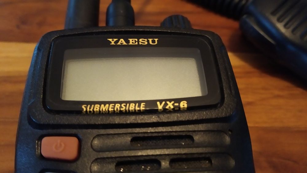 Yaesu VX-6 Amateurfunk Flugfunk Gleitschirm Funkgerät (Gebraucht) in ...