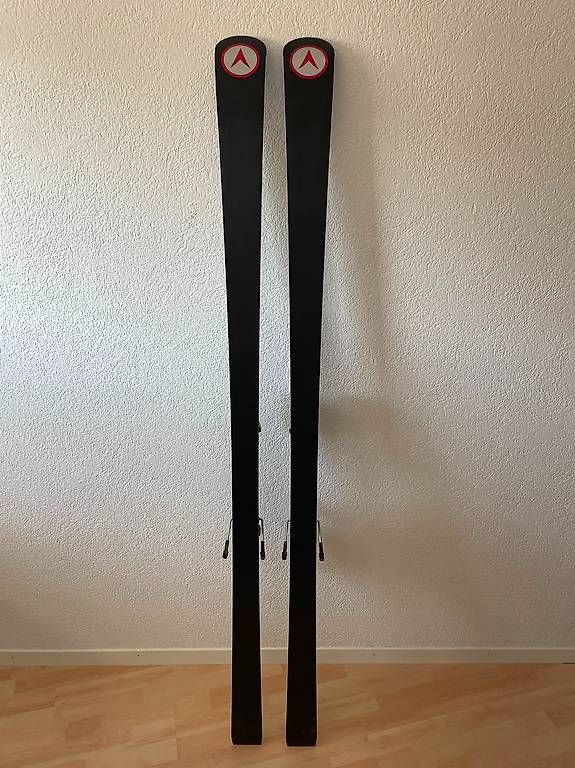 Dynastar Sci: Dynastar Course WC Riesenslalom Ski 182 cm – Usato da Kriens venduto da den_ym8k 2