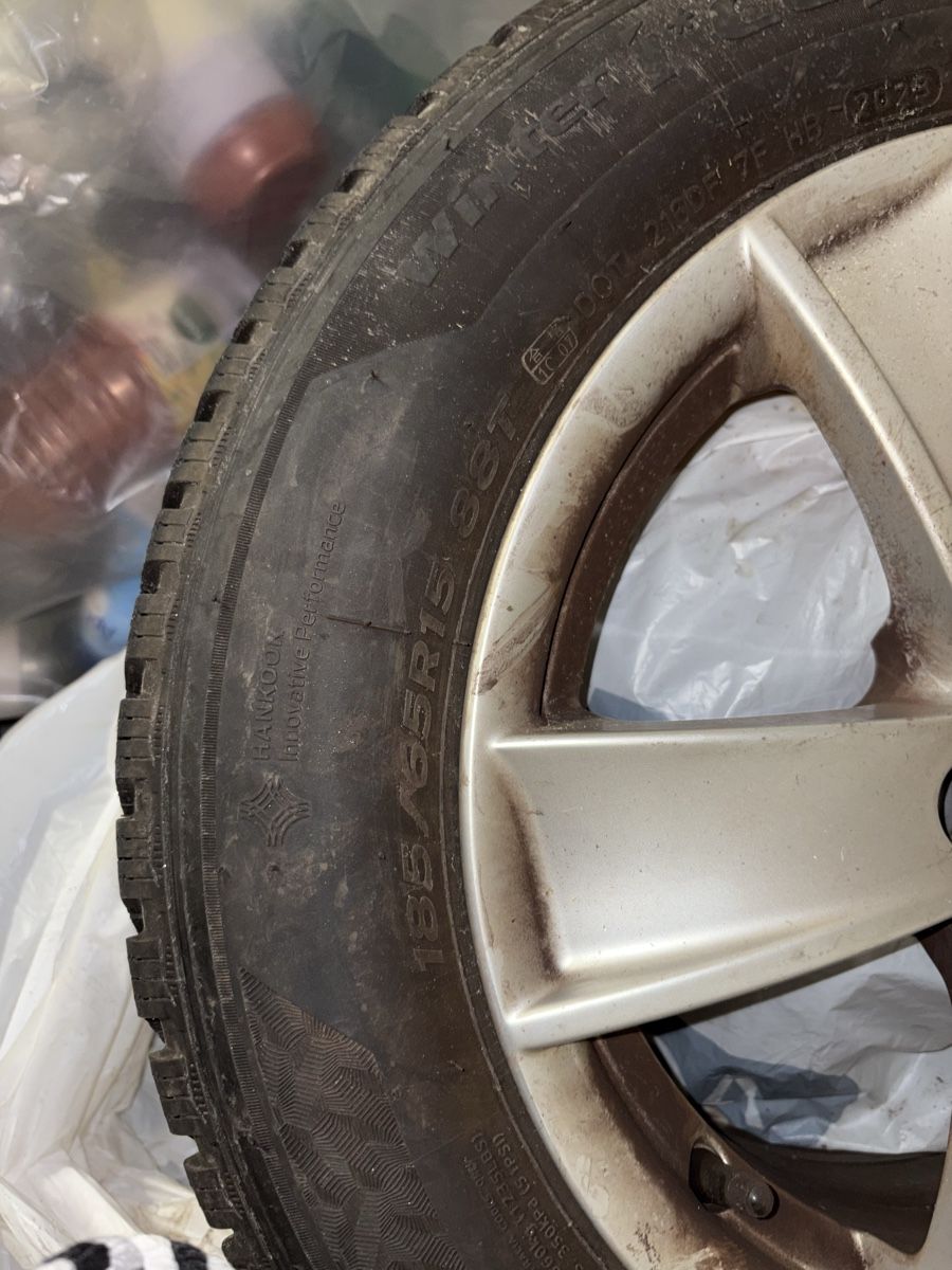 Altro in Scrittura & Disegno: Gomme auto invernali – Usato da Aurigeno venduto da Serena.L 2