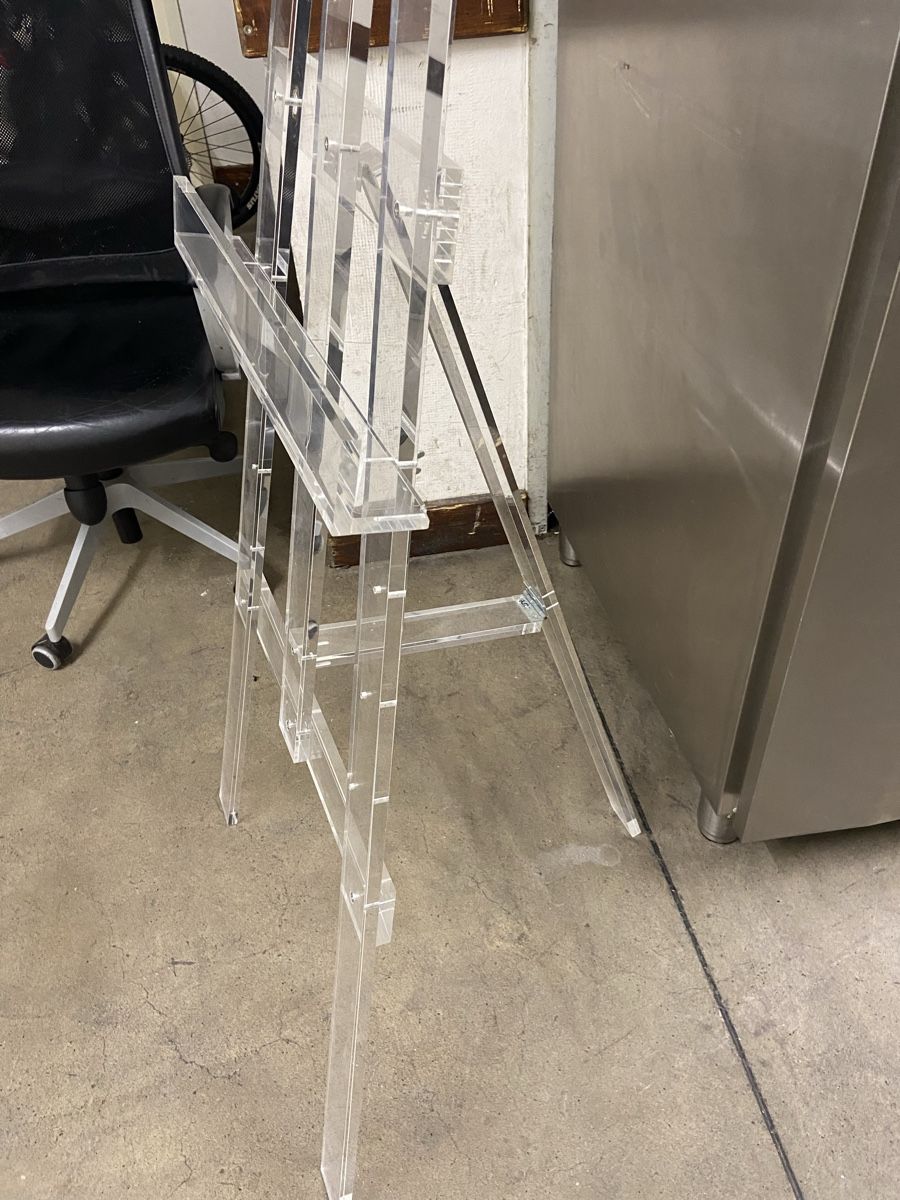 Cavalletti: Staffelei Acryl transparent  – Usato da Dietikon venduto da brocki-eyra 9