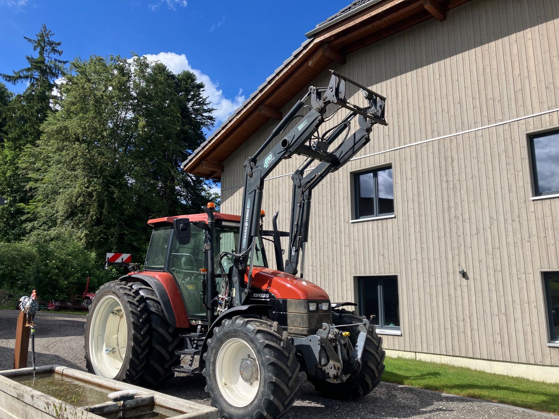 New Holland Trattori: Traktor New Holland TS 115 Turbo – Usato da Hintermoos venduto da LT-6260 2