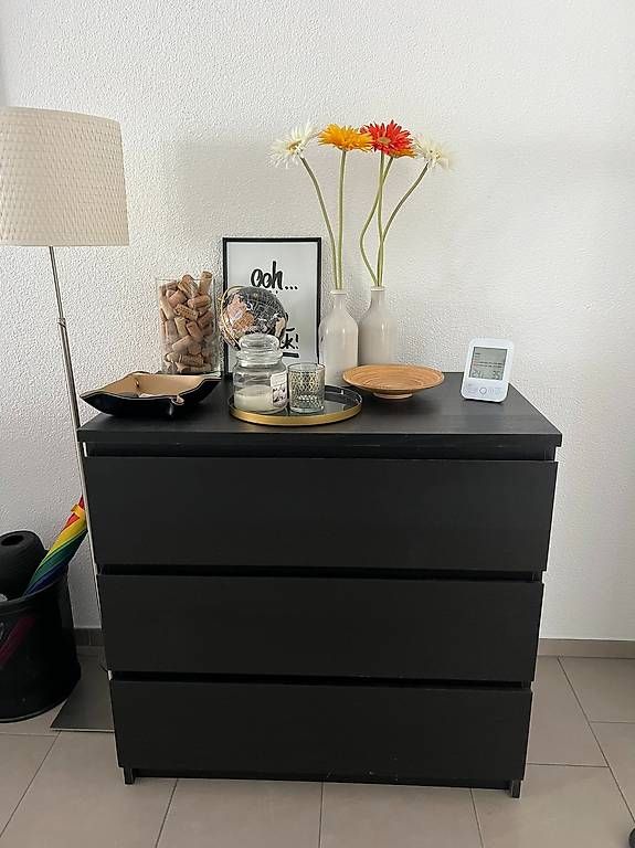 Cassettiere: IKEA MALM Kommode in Schwarzbraun zu verkaufen. – Usato da Schuebelbach venduto da jaflespacheco
