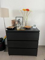 IKEA MALM Kommode in Schwarzbraun zu verkaufen.