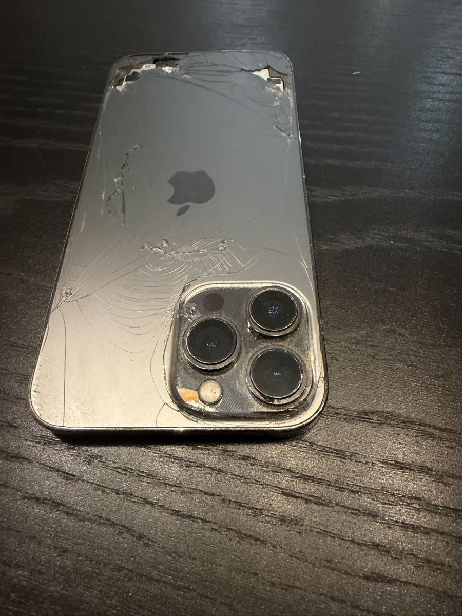 Apple Handys / Smartphones: iPhone 13 pro max ab 1.- – Defekt aus hausen am albis von rom_5zdn 3