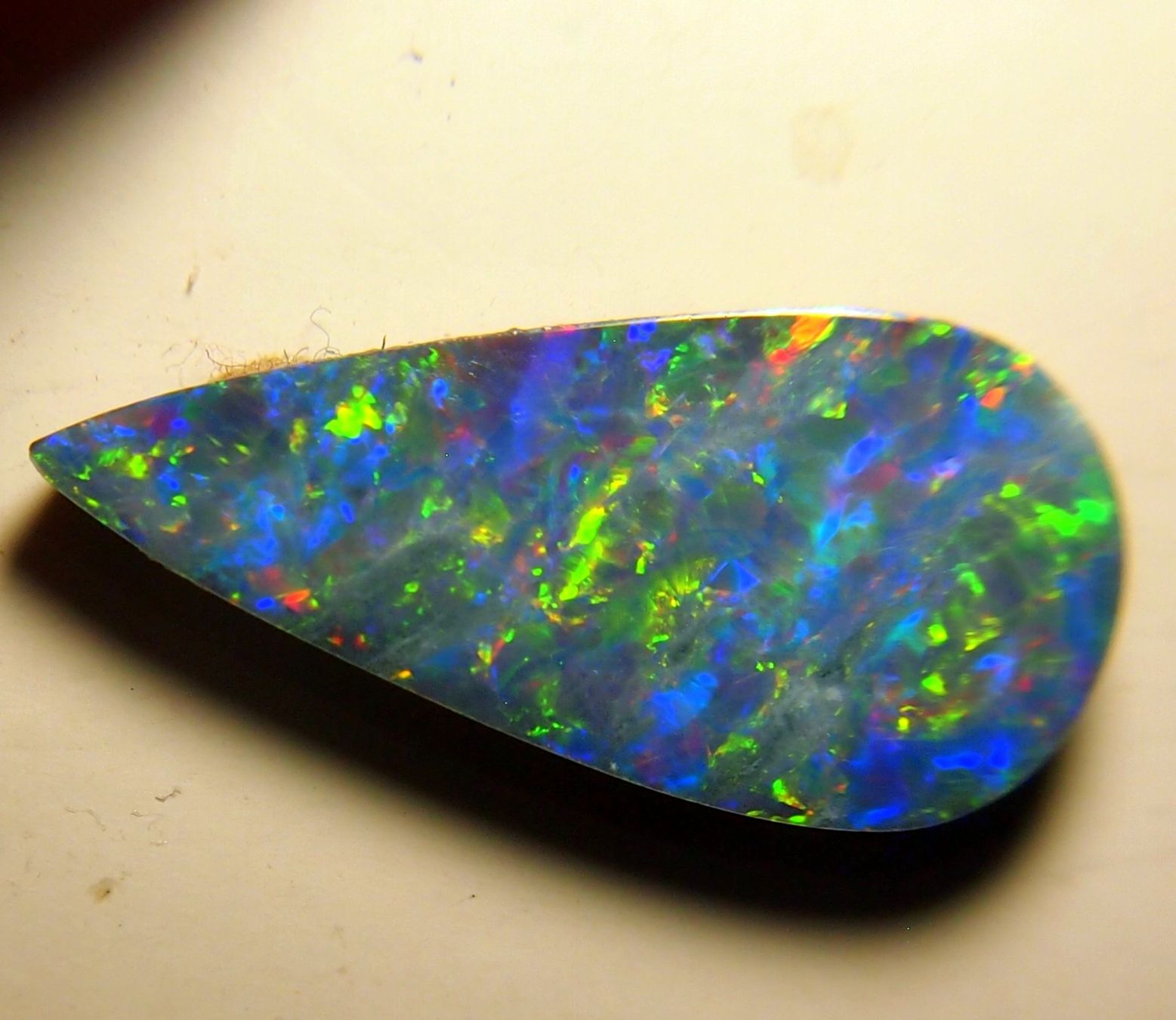 Pietre preziose: 5,78 CTS A GRADE STUNNING DOUPLETTE OPAL! AAA – Nuovo e nell'imballaggio originale da Reinach BL venduto da Marblue