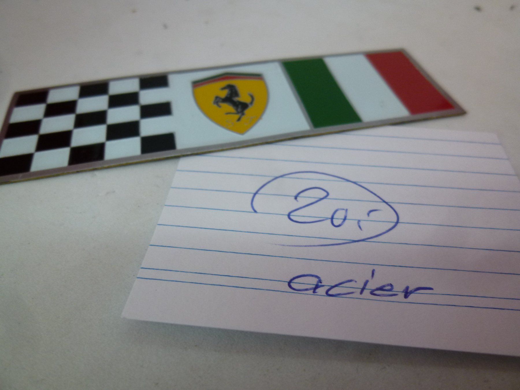 Ferrari Modellini d'auto: Ferrari - kleines Blechschild - original ca 10 cm – Usato da Reiden venduto da mondial2