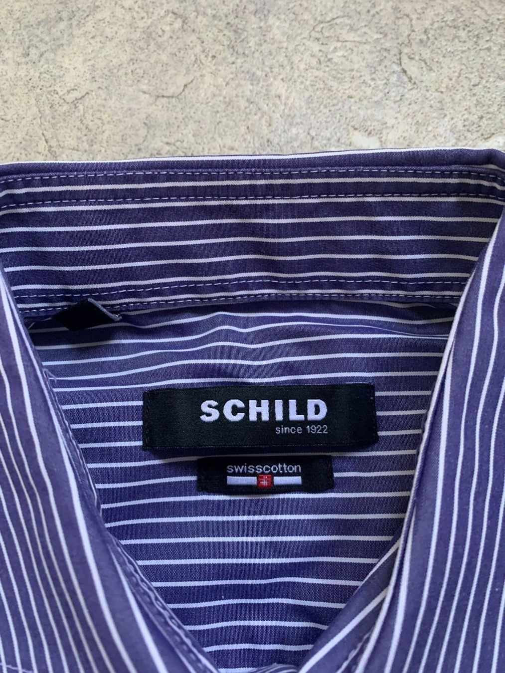 Camicie: SCHILD - Hemd blau-weiss gestreift 39 – Usato da Zürich venduto da Diazaio 2