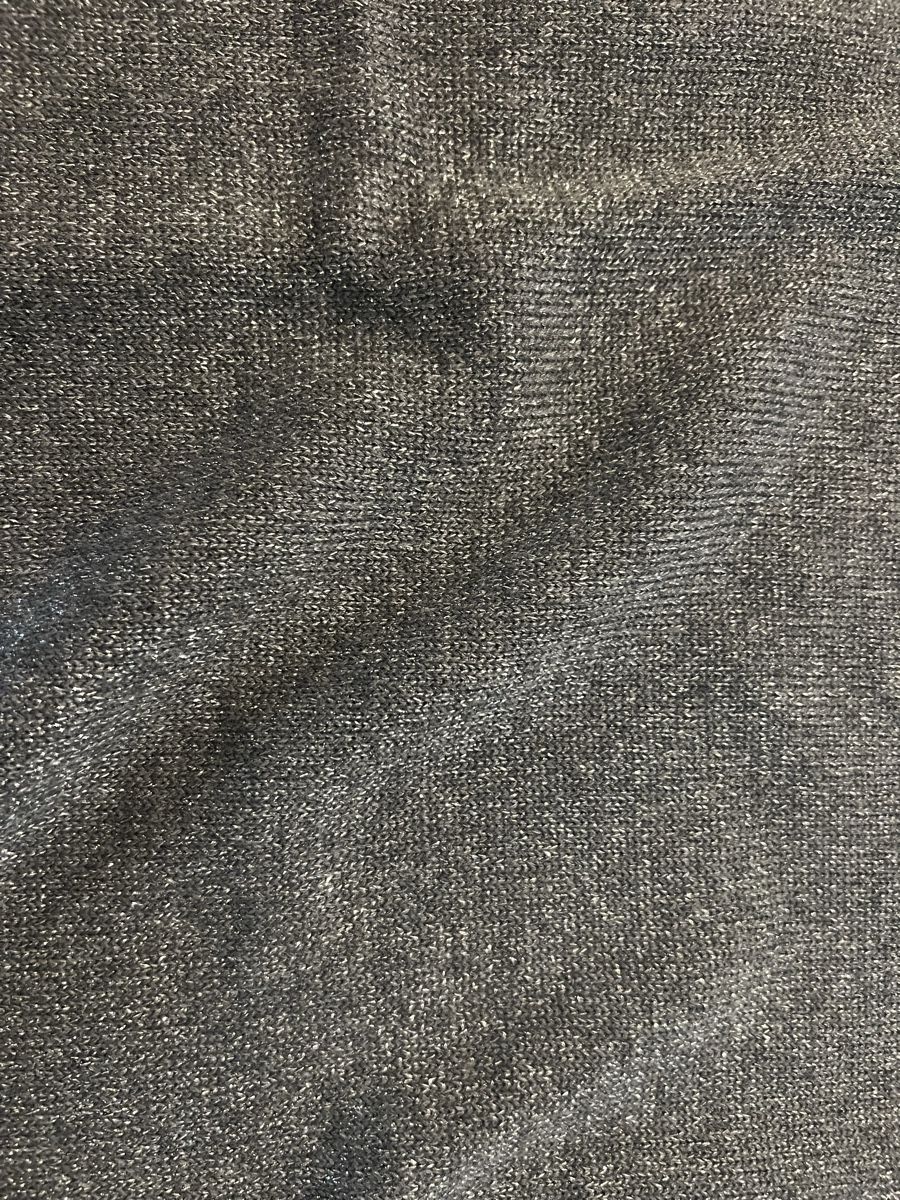 Max Mara Pulls & Sweat-shirts: Max Mara Weekend Pullover mit Metallic-Effekt – Grau/Silber – Neuf (Voir description) à Ebmatingen par dartim 2