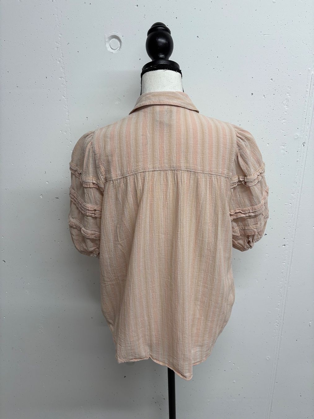 Lee Camicette: Lee Bluse mit Rüschenärmel Gr. XS rosa Baumwolle – Nuovo (secondo la descrizione) da Regensdorf venduto da secondchancefashion 2