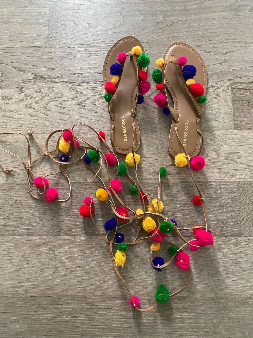 Damenschuhe: Glamorous Flip Flops – Gebraucht aus Othmarsingen von Paucaverba 2