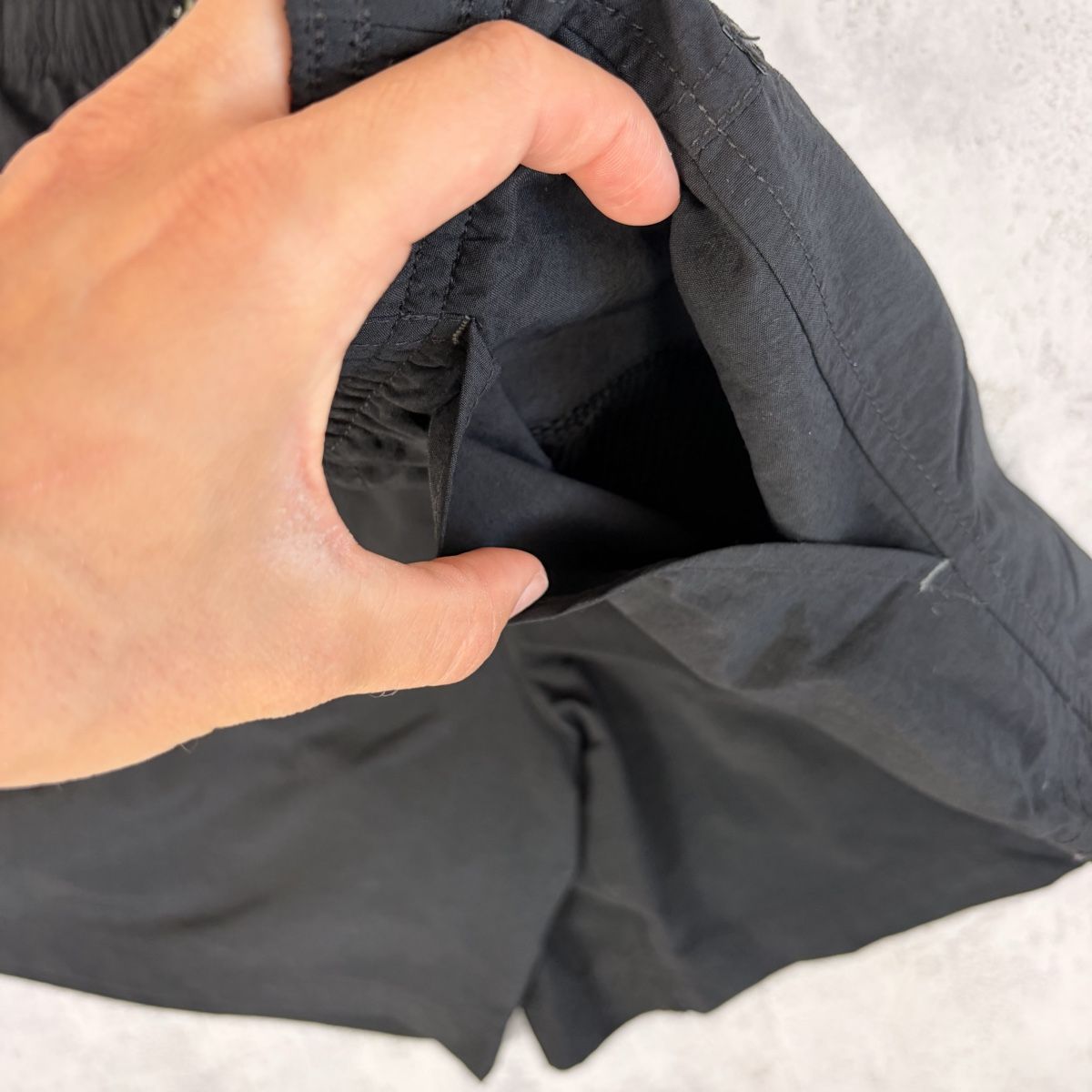 Columbia Pantaloni: Shorts Columbia noir - Taille L – Nuovo (secondo la descrizione) da Neuchâtel venduto da aliceguins 1