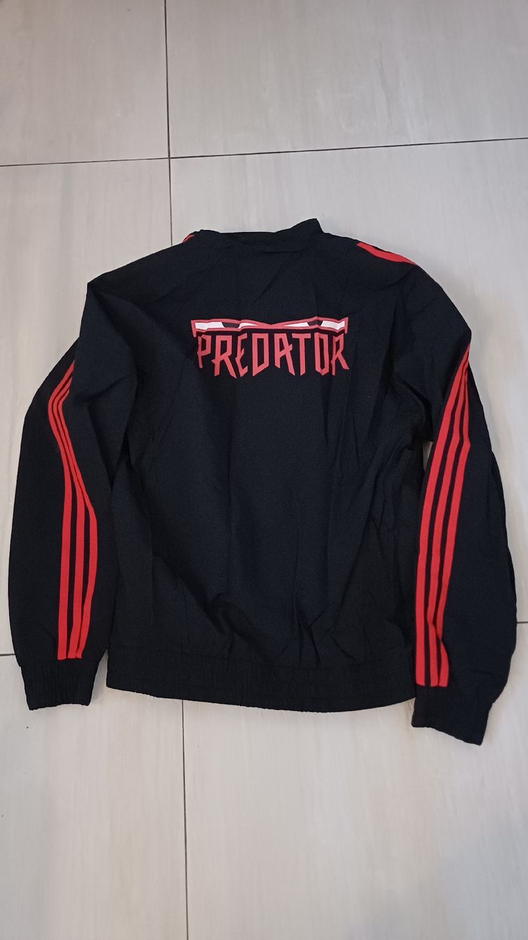Adidas Giacche: Veste Adidas predator – Nuovo (secondo la descrizione) da Bex venduto da Sakito 1