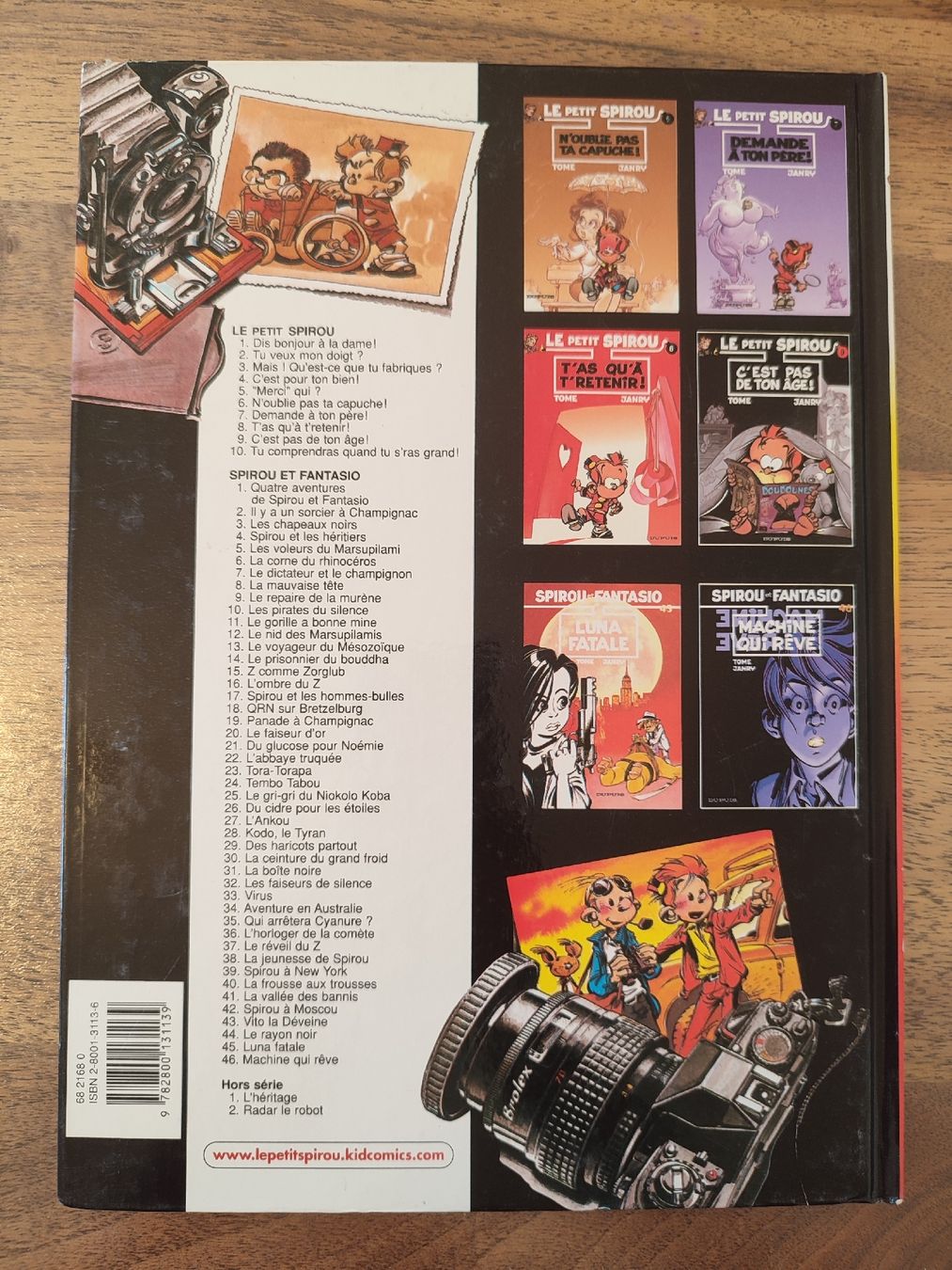 Fumetti: Le Petit Spirou T10 EO BE avec autocollants  – Usato da Bougy-Villars venduto da Vogue 3