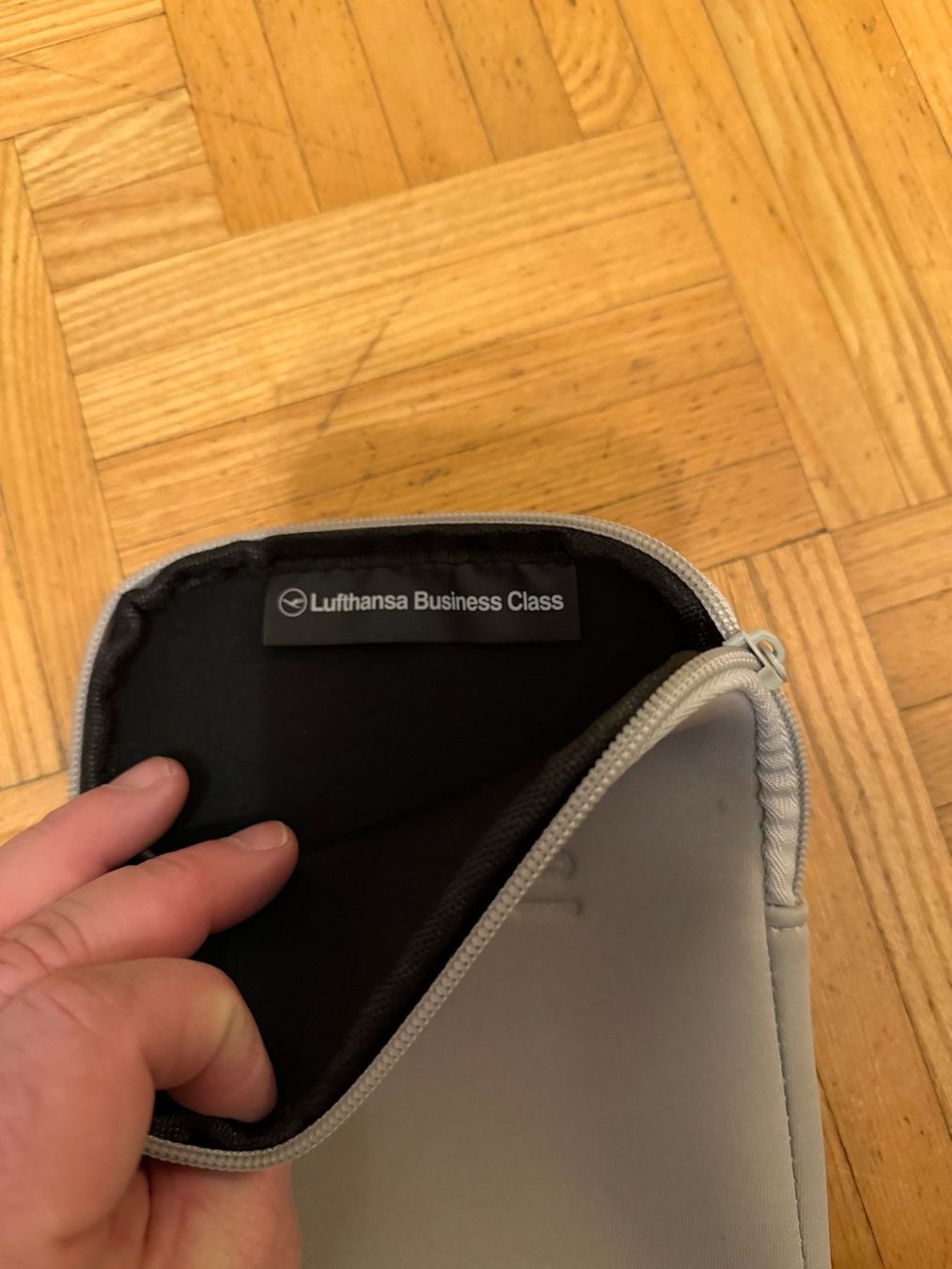 Bree Kosmetikkoffer: Bree Lufthansa Business Class Amenity Kit – Gebraucht aus bioggio von lenny023 2