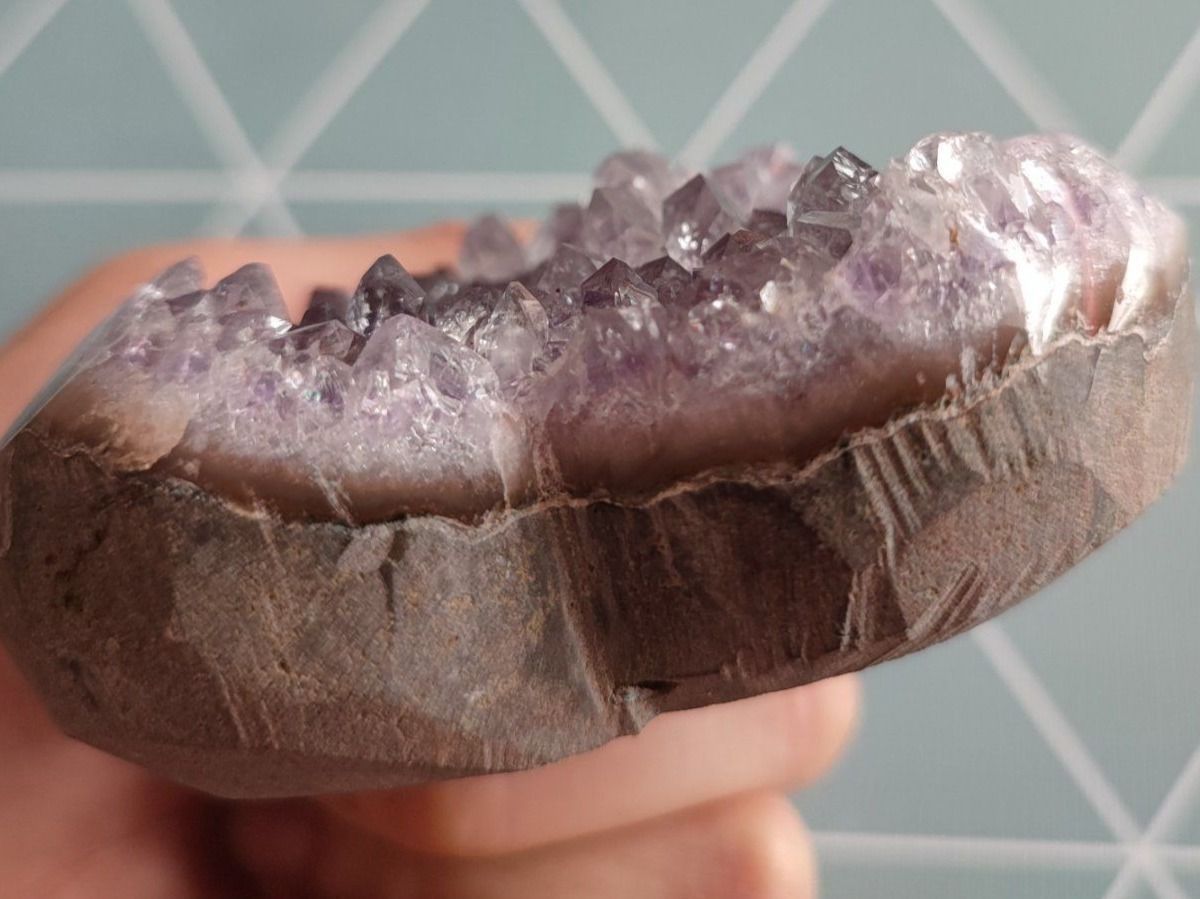 Minerali & Pietre curative: Amethyst Geode in Heart – Nuovo (secondo la descrizione) da Sursee venduto da Re.joy 2