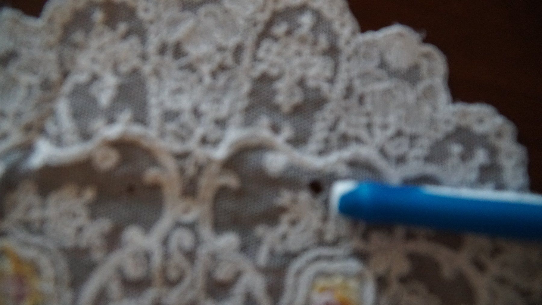 Altra biancheria da tavola: Deckeli Tüllspitze Dm 26cm – Usato da Bern venduto da Antikbatik 3