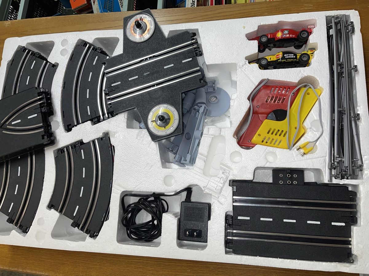 Hot Wheels Rennbahnen: Electric "Hot Wheels" Racing - Formula Mega Circuit (Tyco) – Gebraucht aus Siebnen von speedy63 2