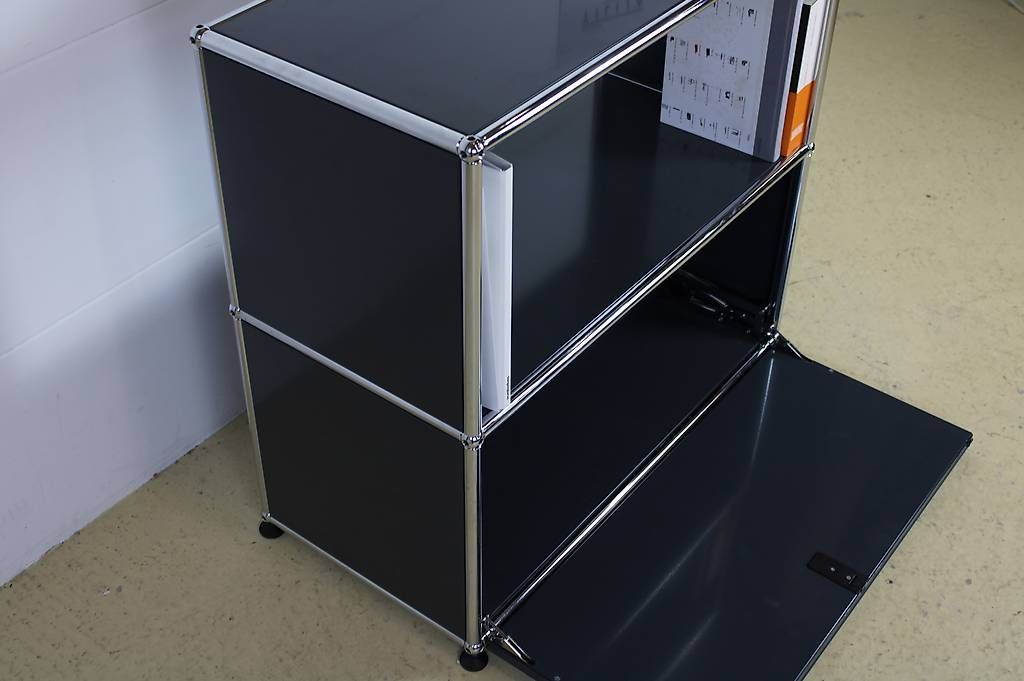 USM Regale: USM Sideboard Anthrazitgrau (Nr.3), neuwertig! – Gebraucht aus Meinisberg von atelier_TILIJA 4
