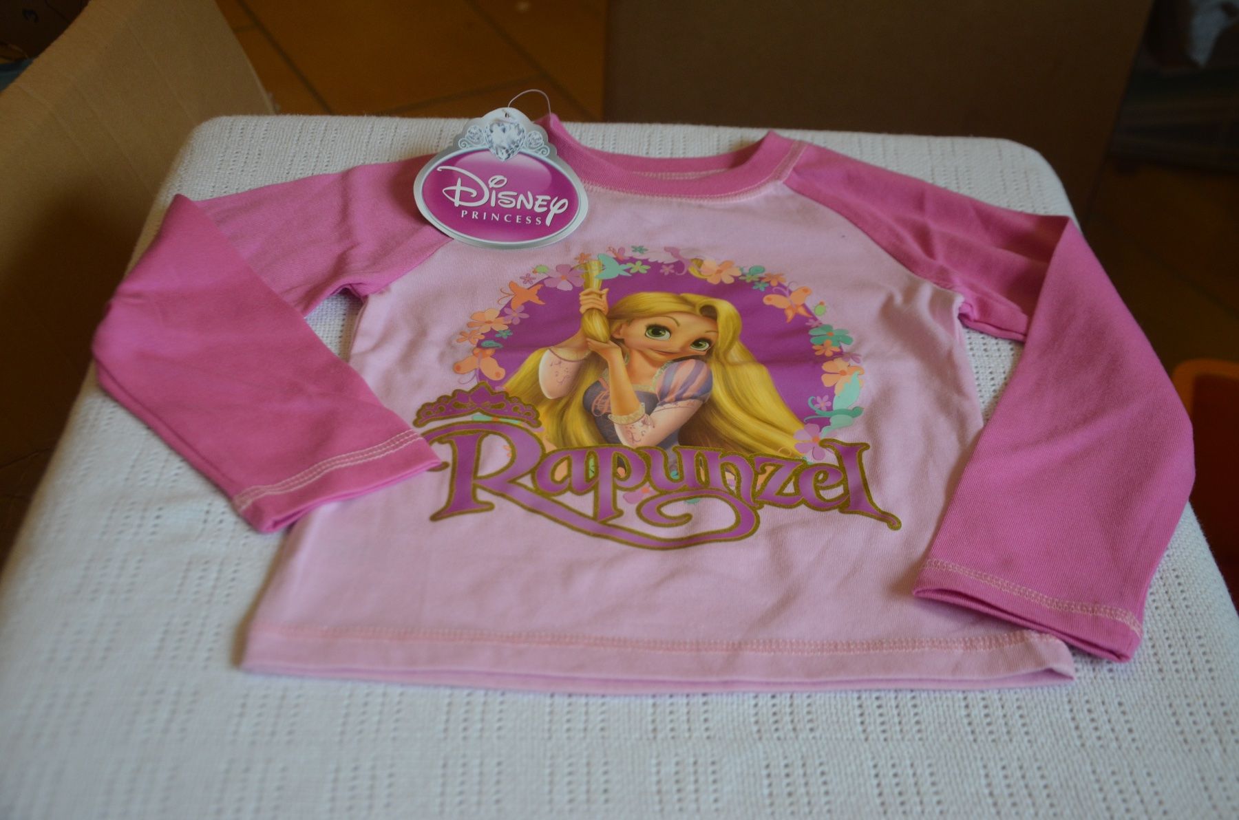 Lotti & Set di vestiti: TAILLE  92 - SWEATSHIRT IST NEU – Usato da Chiasso venduto da Dolly015 1