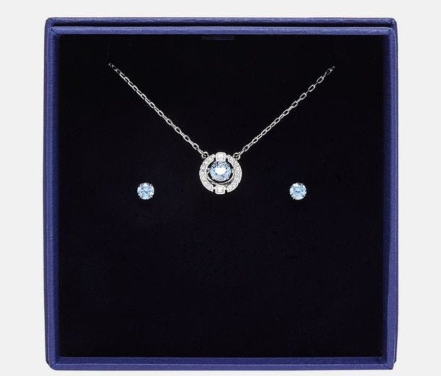 Swarovski Catenine: Swarovski Schmuck Set Neu – Nuovo e nell'imballaggio originale da Nürensdorf venduto da Pandora123