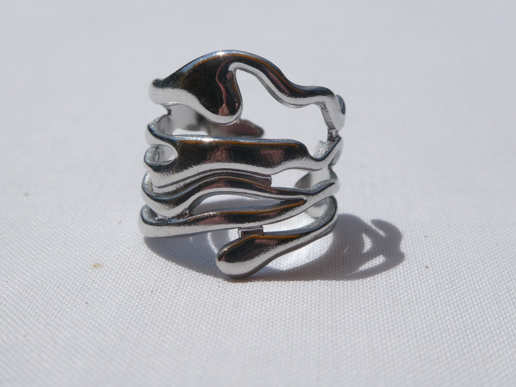 Anelli: Gestapelter Ring, offenes Design, Gr. 53/54 - NEU – Nuovo (secondo la descrizione) da Gattikon venduto da kaandooh 1