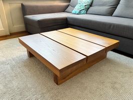 Massiver Eichen-Couchtisch / Solid oak coffee table