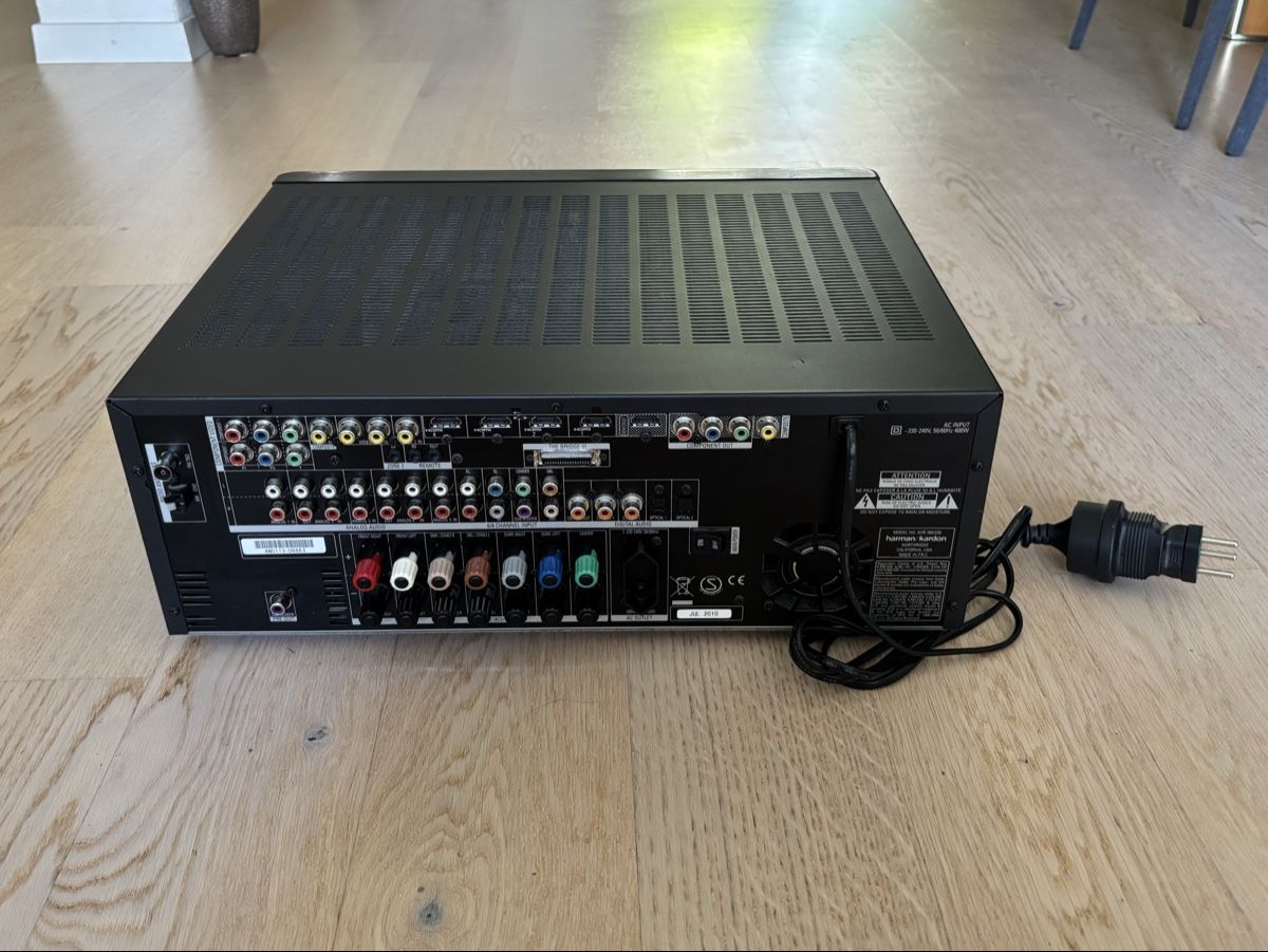 Harman-Kardon Receiver: Harman Kardon AV- Receiver – Gebraucht aus Zug von ncs_6qvd 1