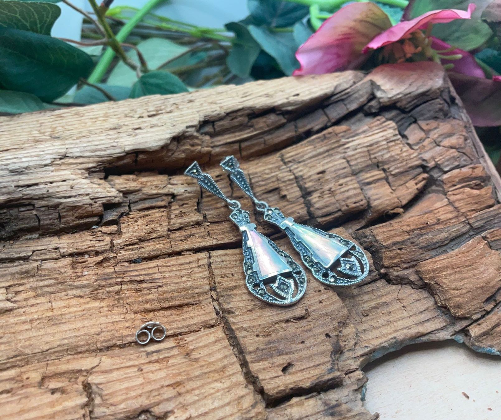 Orecchini pendenti & Orecchini a lobo: Vintage Ohrstecker mit Perlmutt – Nuovo e nell'imballaggio originale da Luzern venduto da S.Kern01 5