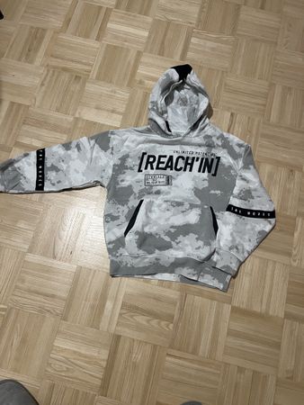 Hoodie im Gr. 146