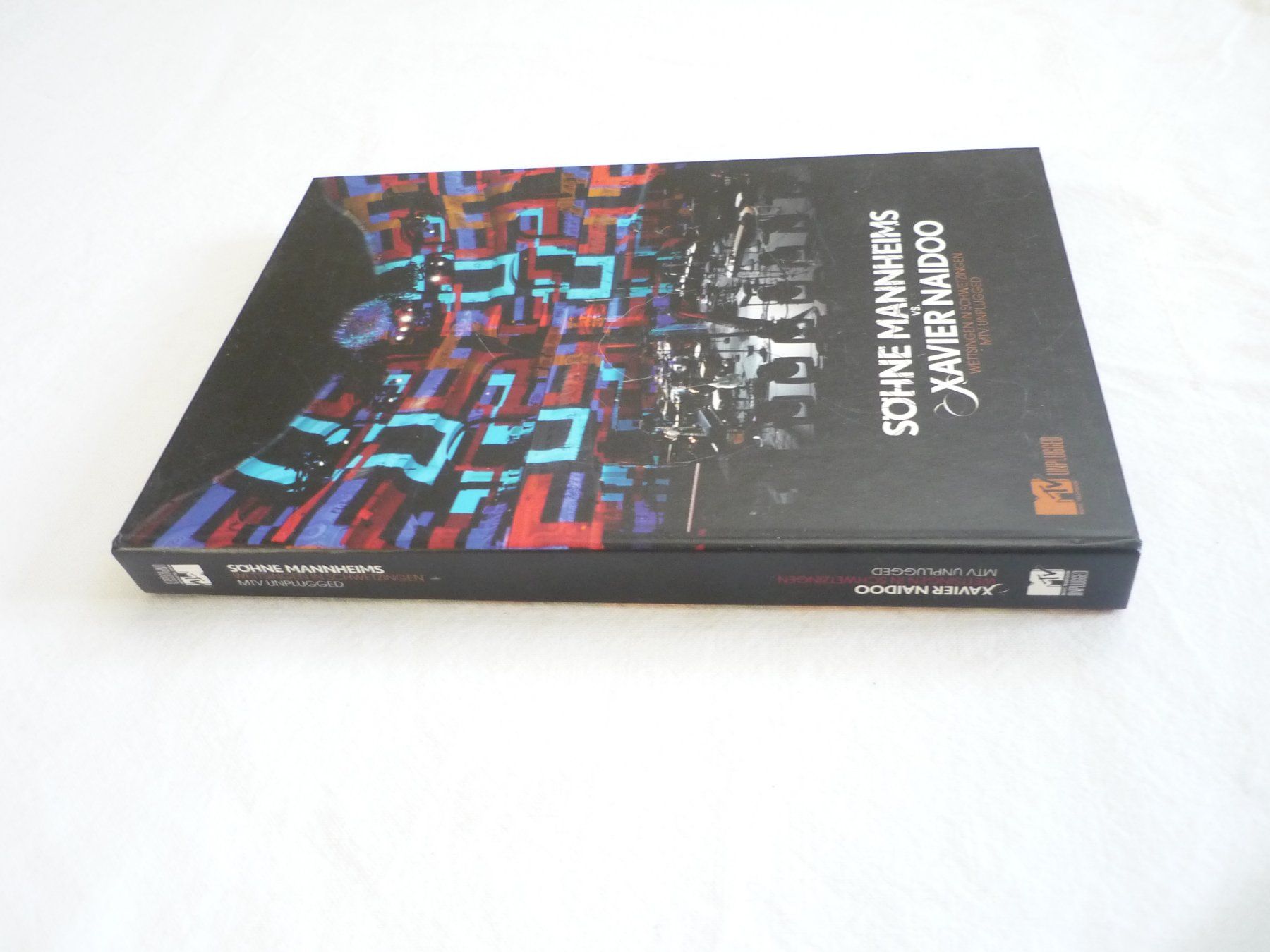 Tous les DVDs: 2 DVD - Söhne Mannheims vs Xavier Naidoo unplugged – D'occasion à Beringen par Flatretriever 1
