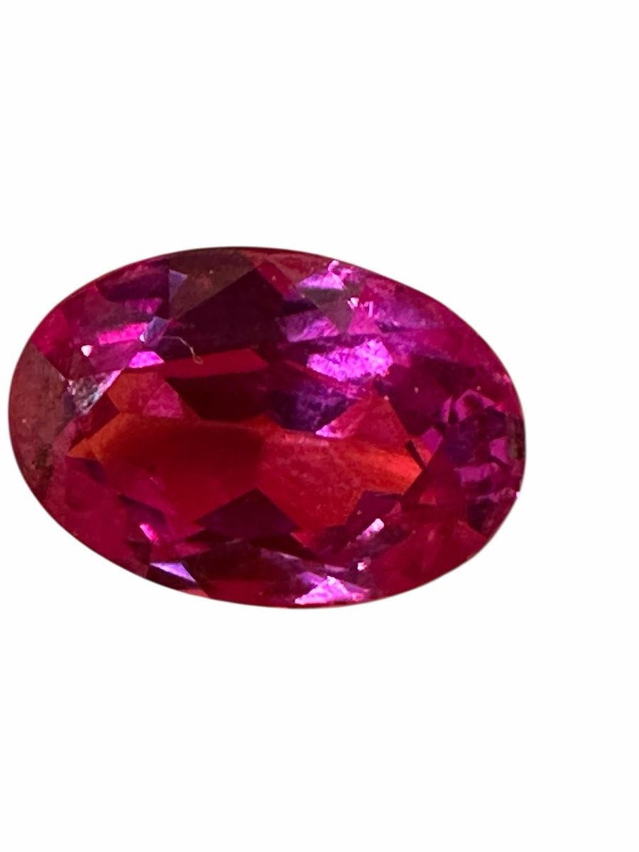 Pietre preziose: Oval cut Red Gemstone - RUBIN synthetic – Usato da Lausanne venduto da artnouveau04