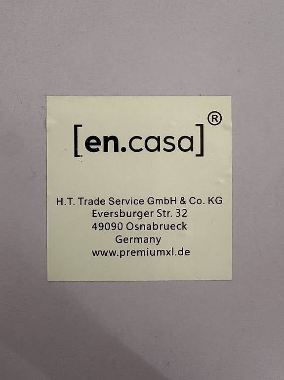 Tables: Ovaler Couchtisch 110 cm in heller Holzoptik – D'occasion à Effretikon par bek_6sgb 3