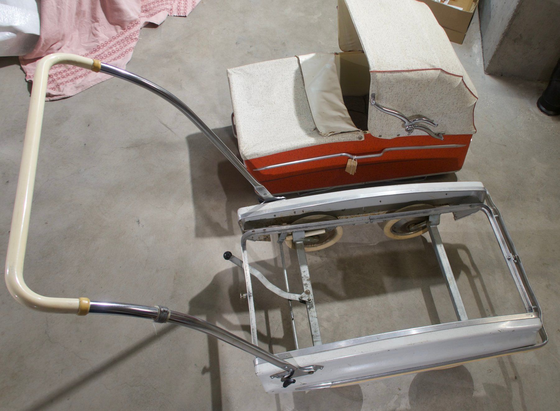 Carrozzine: Helvetia Kinderwagen 1961 – Usato da Schaffhausen venduto da Billi007 2