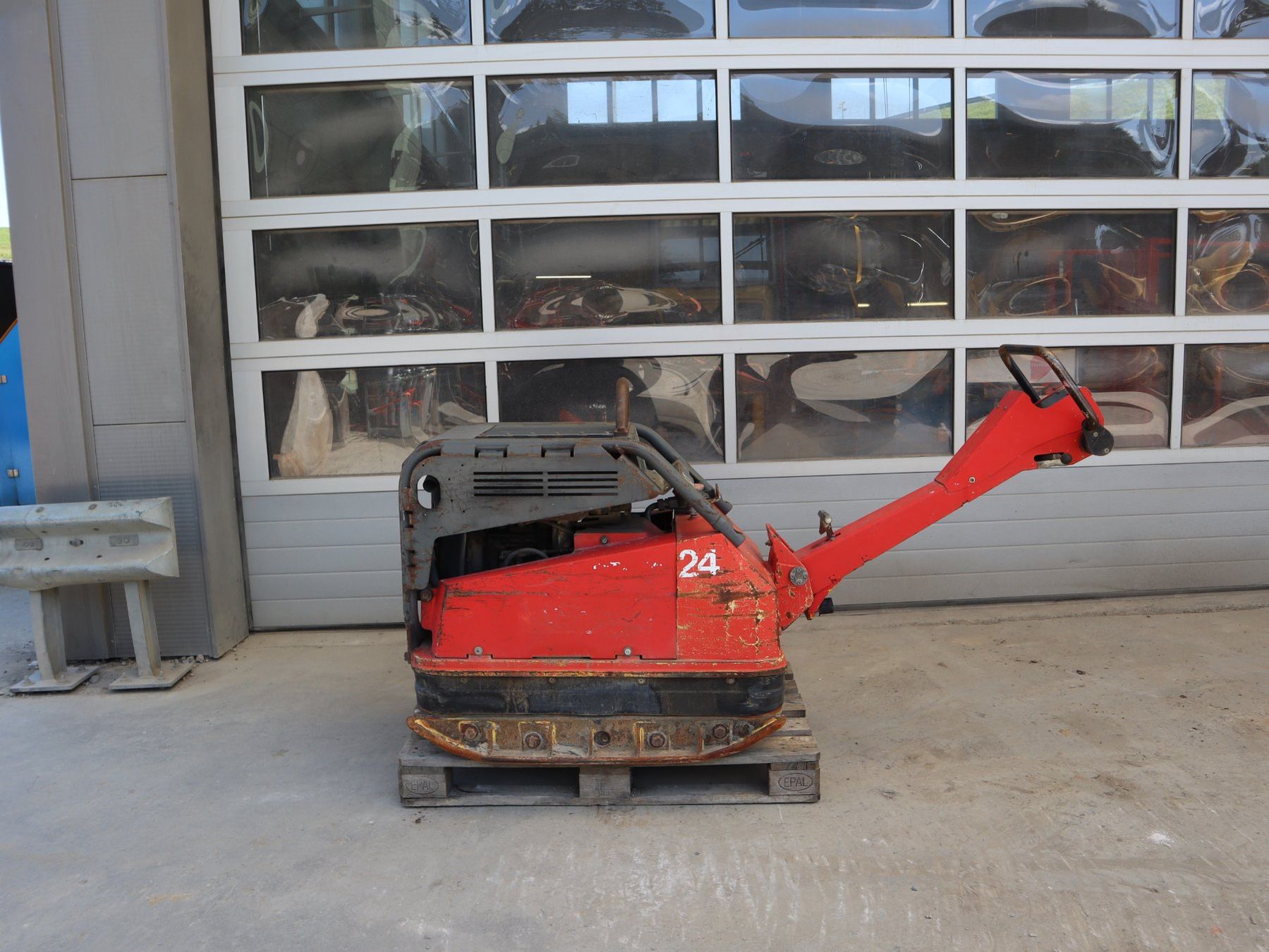 Wacker Neuson Tutte le macchine: Wacker Neuson DPU 100-70Les Vibroplatte – Usato da Hasle LU venduto da Arag08 1