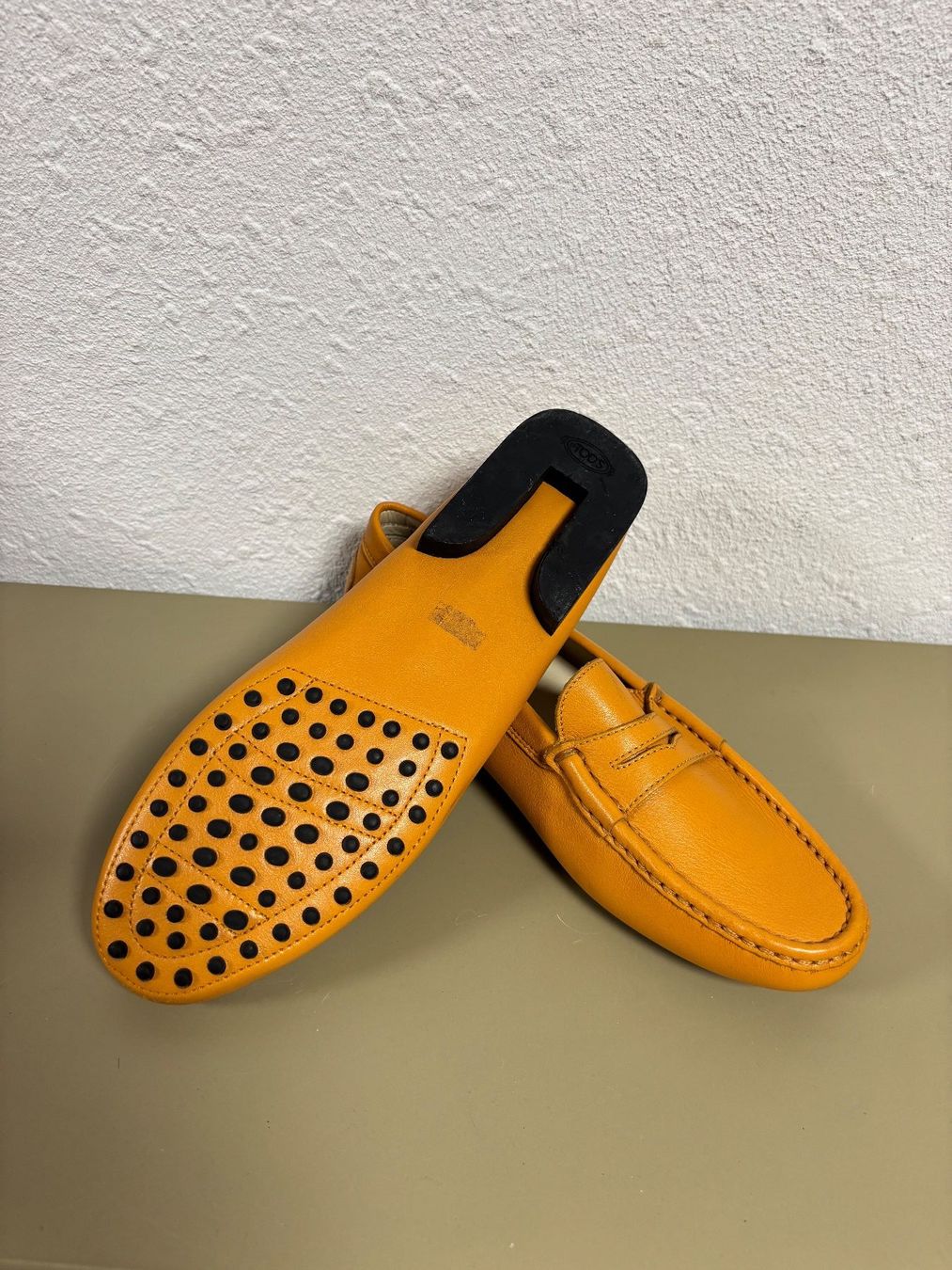 Tod'S Damenschuhe: Tod's Mocassins orange – Gebraucht aus Bottmingen von ana_5hrv 4