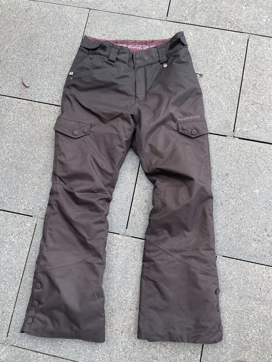 Pantaloni: Belowzero Damen Skihose Gr. M, schwarz, B-Proof – Usato da Zürich venduto da Stami129