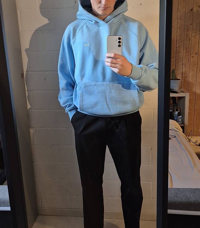 Maglioni & Felpe: 6pm Hoodie in hellblau, Grösse L – Usato da Igis venduto da Vale_wgl 3