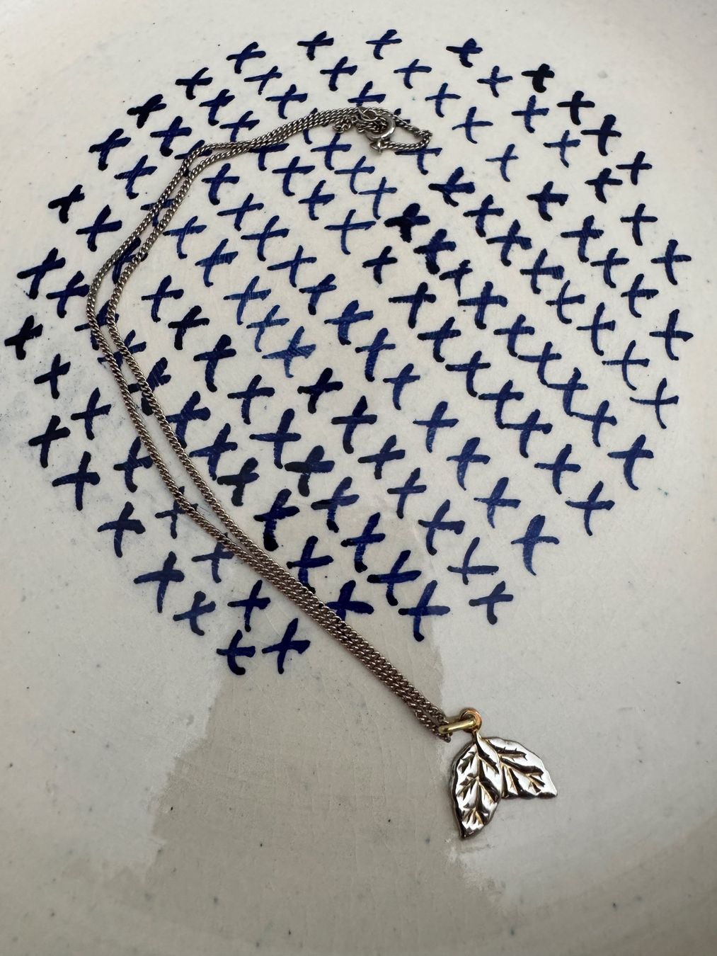 Ketten: Double leaf pendant necklace – Gebraucht aus Zürich von kri_zhv2