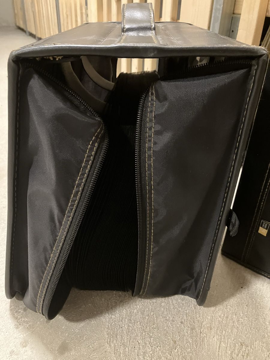 Raccoglitori: 2x / Case Logic DVB-200 DVD Album - 200 DVDs – Nuovo (secondo la descrizione) da Meyrin venduto da olegarius 2