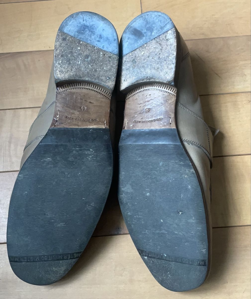 Scarpe da uomo: Herren Slipper Leder grau Grösse 45/46 – Usato da Zürich venduto da einkaufswagen 2