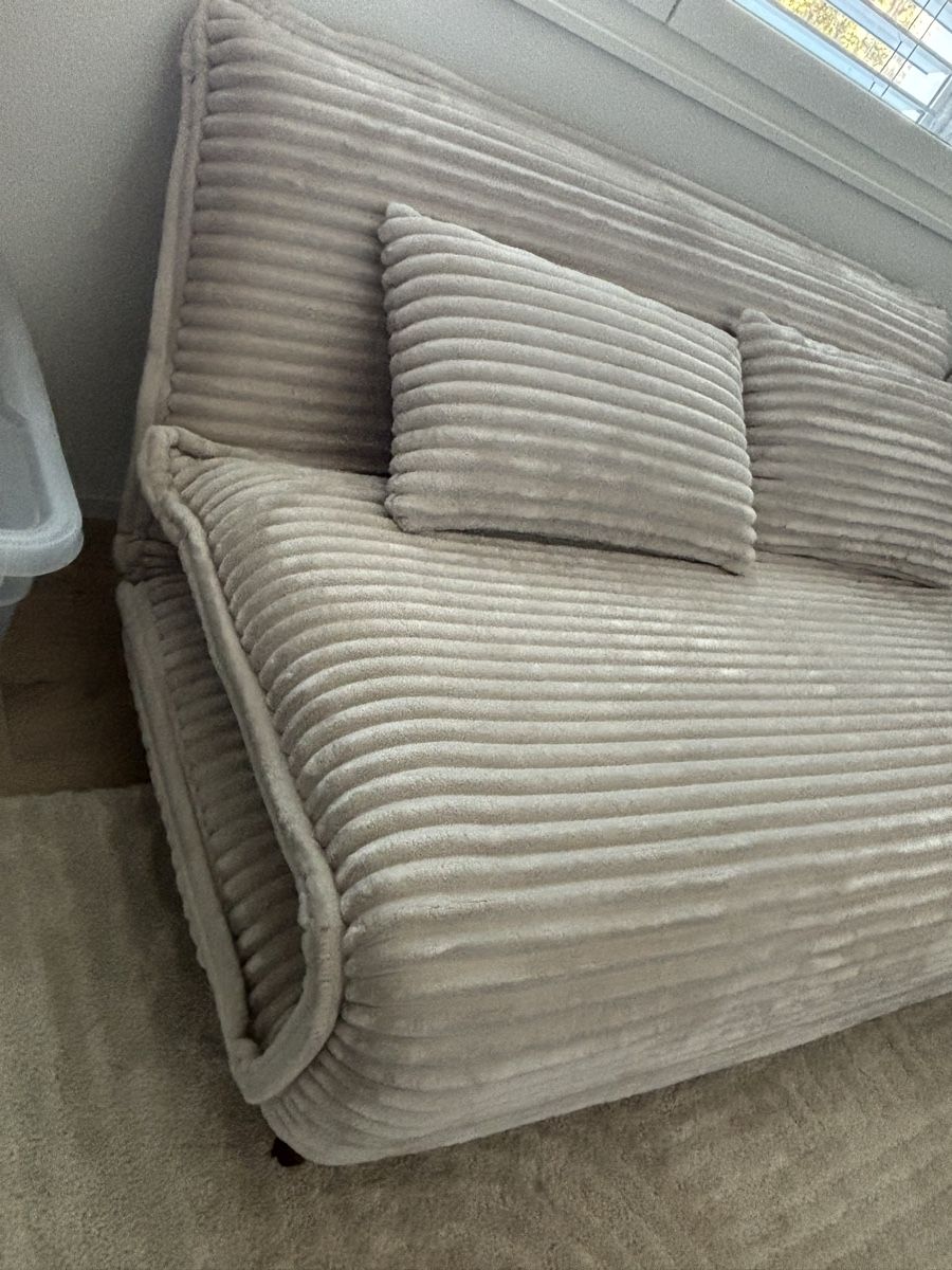 Divani: Schlafsofa Cord beige Neu – Nuovo (secondo la descrizione) da Lömmenschwil venduto da pv_cr 4