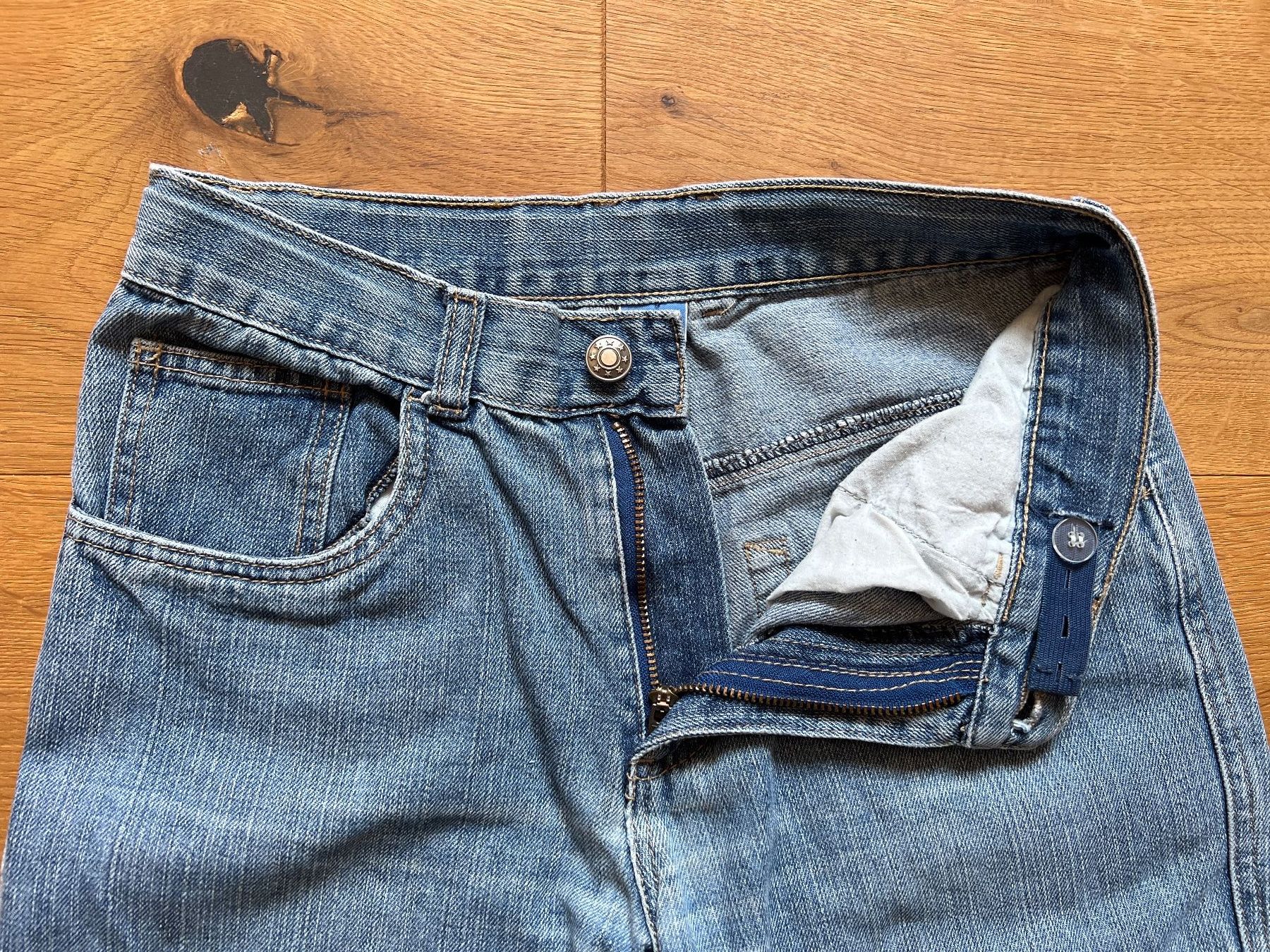 Hosen: Jeanshose 146 – Gebraucht aus Lengnau BE von Rubin27 1