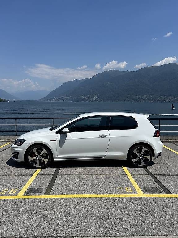 Autos: Volkswagen Golf GTI Performance DSG 230cv – Gebraucht aus Losone von Ivanpuseljic 1