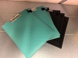 9x Klemmbrett-Mappen / Schreibmappen (Kunstleder) im Set