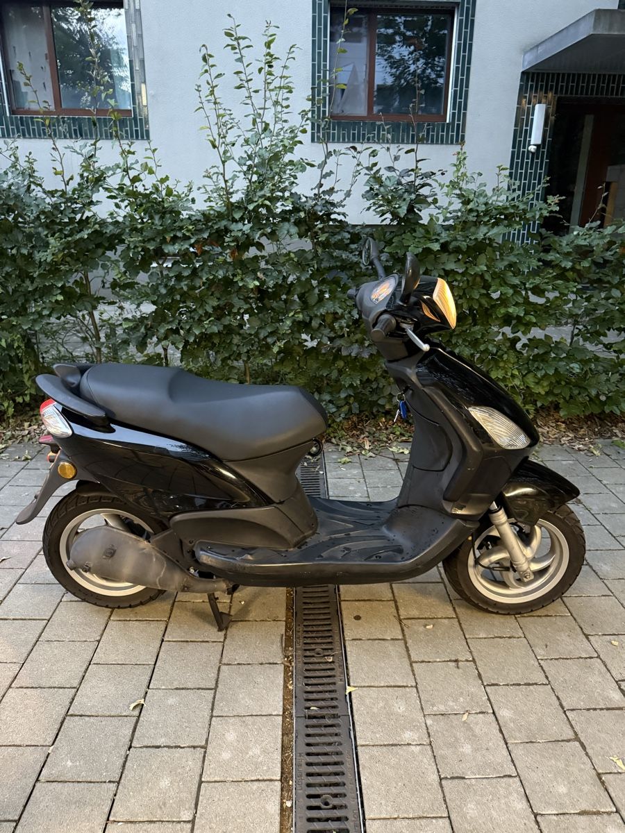 Piaggio Scooter: PIAGGIO FLY 125 CC – Usato da Winterthur venduto da Fabio_46 2