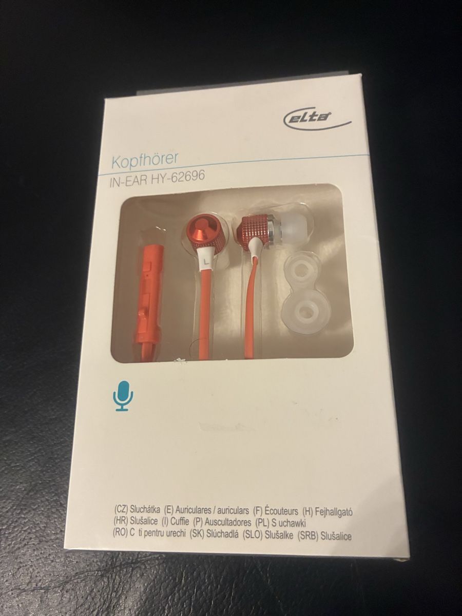 Kopfhörer: In Ear Kopfhörer Fabrikneu – Neu und originalverpackt aus Adliswil von Datty